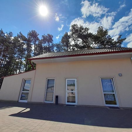 Pokoje Freedoor Ługniany Eksteriør billede
